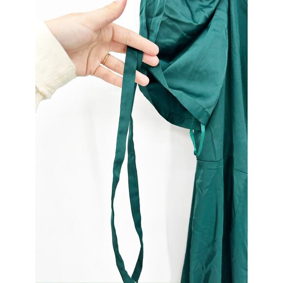 Mac Duggal 55632 Empress Green Satin One Shoulder Puff Sleeve Trumpet Gown 20 - Picture 4 of 7